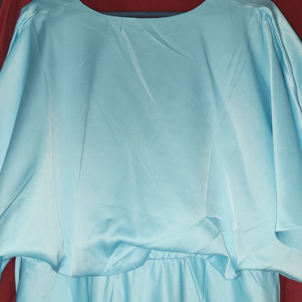 Dress - Picture 5 of 5